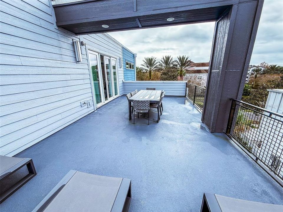 For Rent: $3,000 (5 beds, 4 baths, 2630 Square Feet)