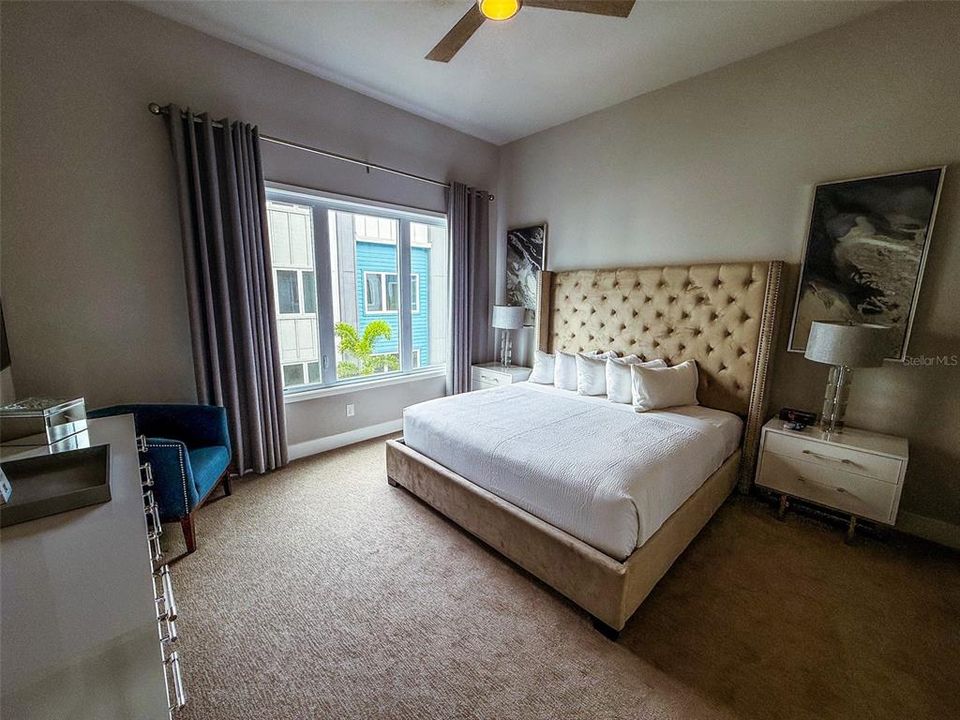 For Rent: $3,000 (5 beds, 4 baths, 2630 Square Feet)