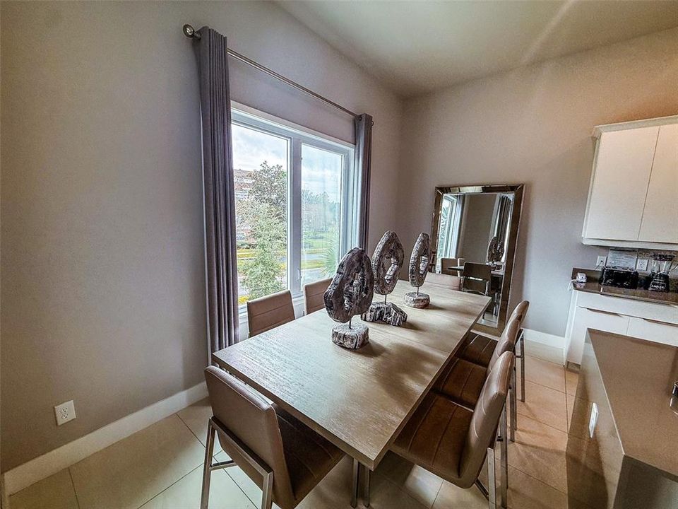 For Rent: $3,000 (5 beds, 4 baths, 2630 Square Feet)