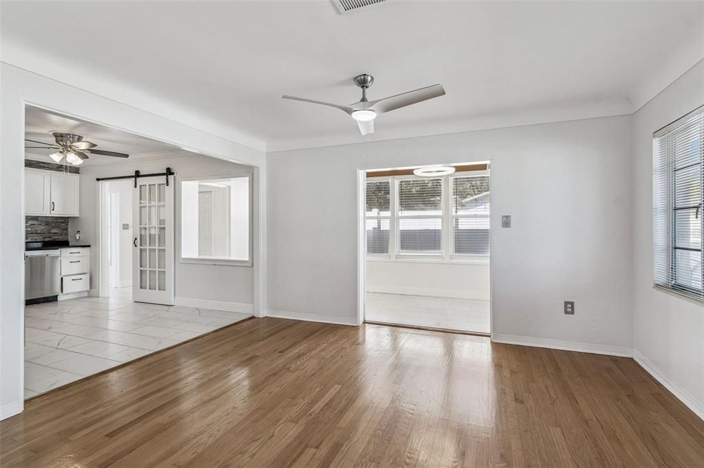 For Sale: $535,000 (2 beds, 1 baths, 1530 Square Feet)