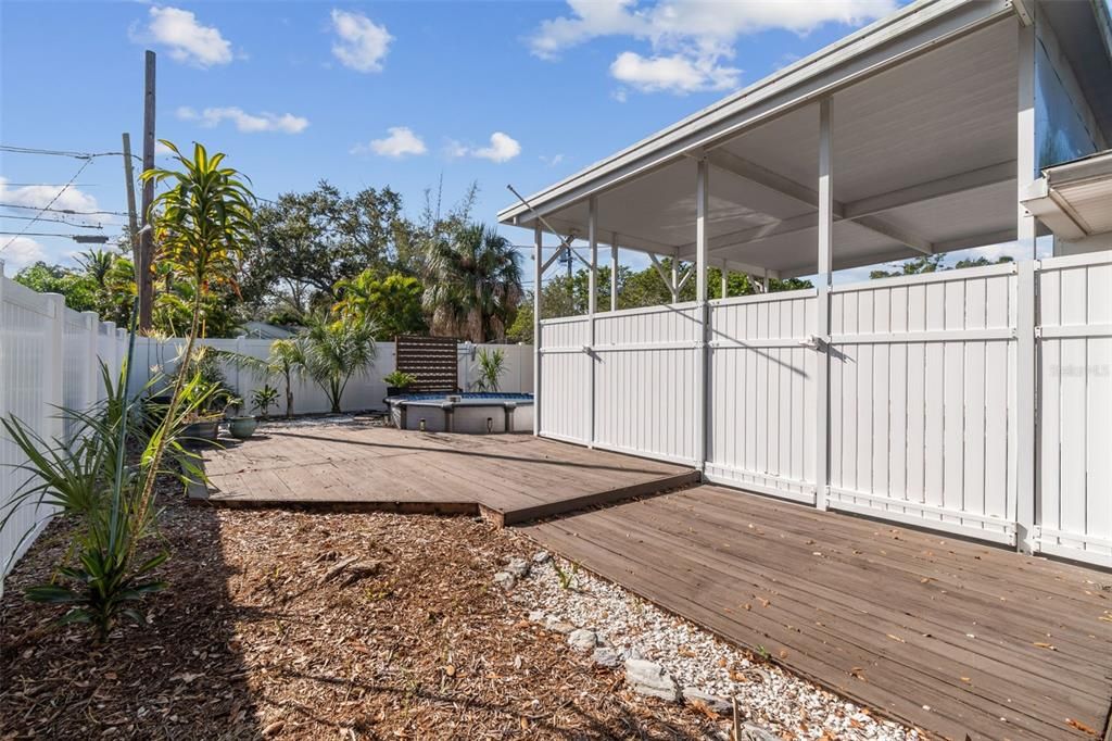 For Sale: $535,000 (2 beds, 1 baths, 1530 Square Feet)