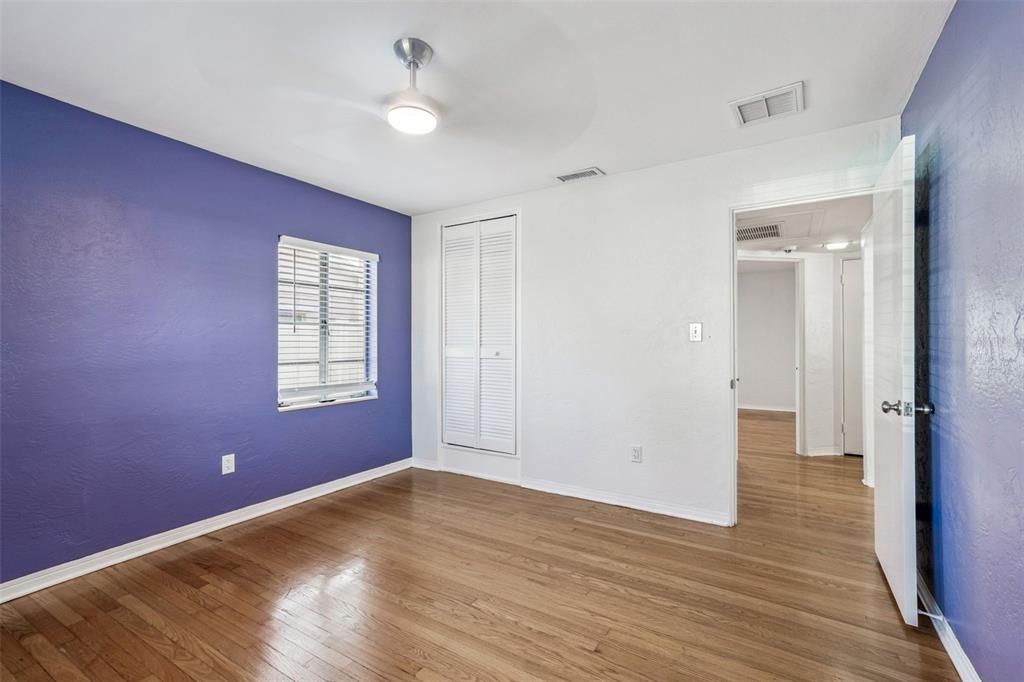 For Sale: $535,000 (2 beds, 1 baths, 1530 Square Feet)