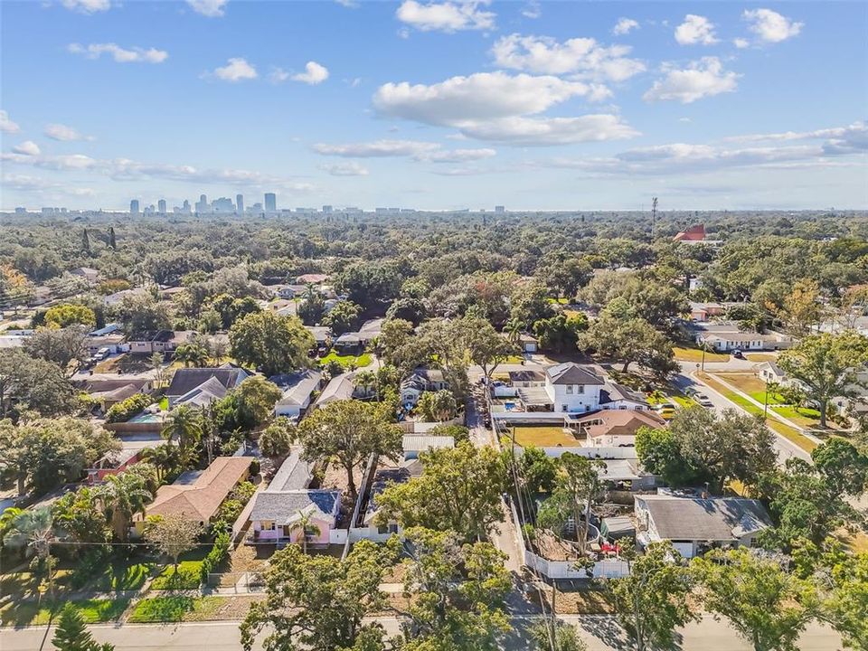 For Sale: $535,000 (2 beds, 1 baths, 1530 Square Feet)