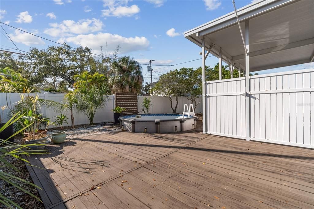 For Sale: $535,000 (2 beds, 1 baths, 1530 Square Feet)