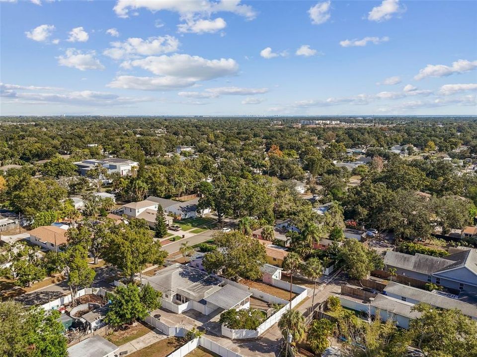 For Sale: $535,000 (2 beds, 1 baths, 1530 Square Feet)