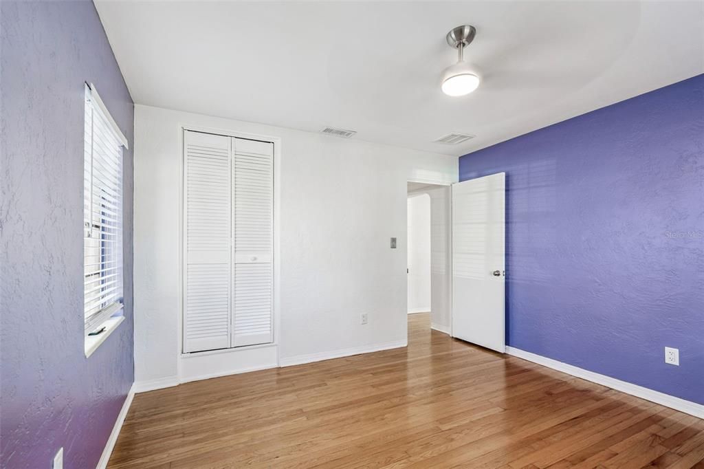 For Sale: $535,000 (2 beds, 1 baths, 1530 Square Feet)