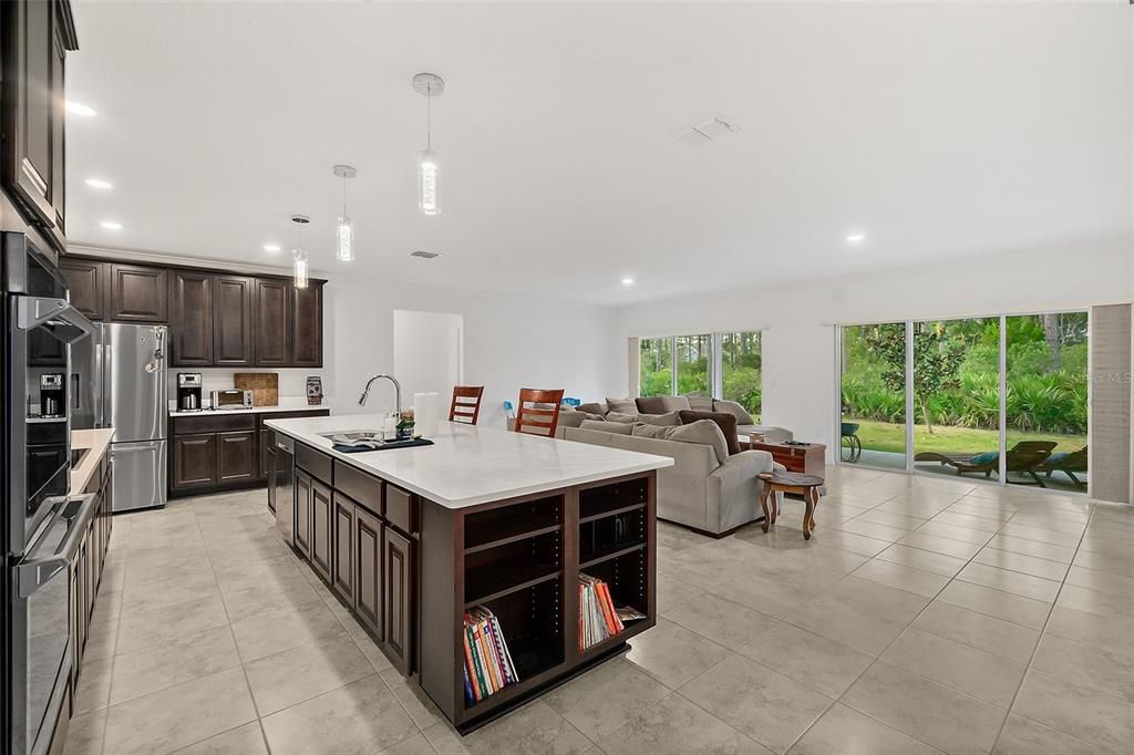 For Sale: $409,900 (4 beds, 3 baths, 2307 Square Feet)