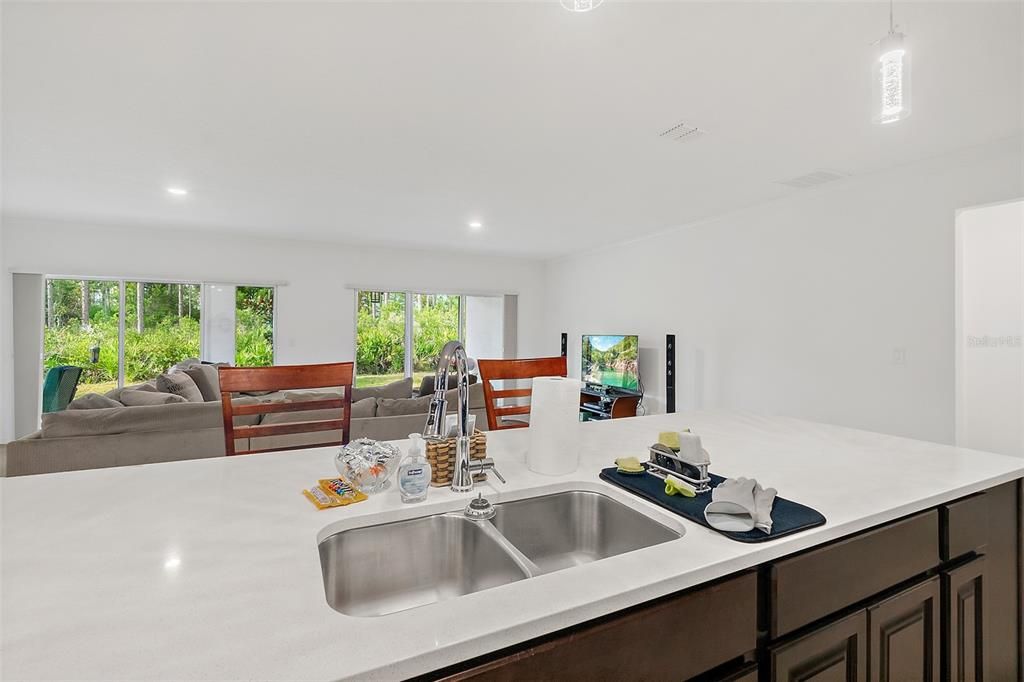 For Sale: $409,900 (4 beds, 3 baths, 2307 Square Feet)