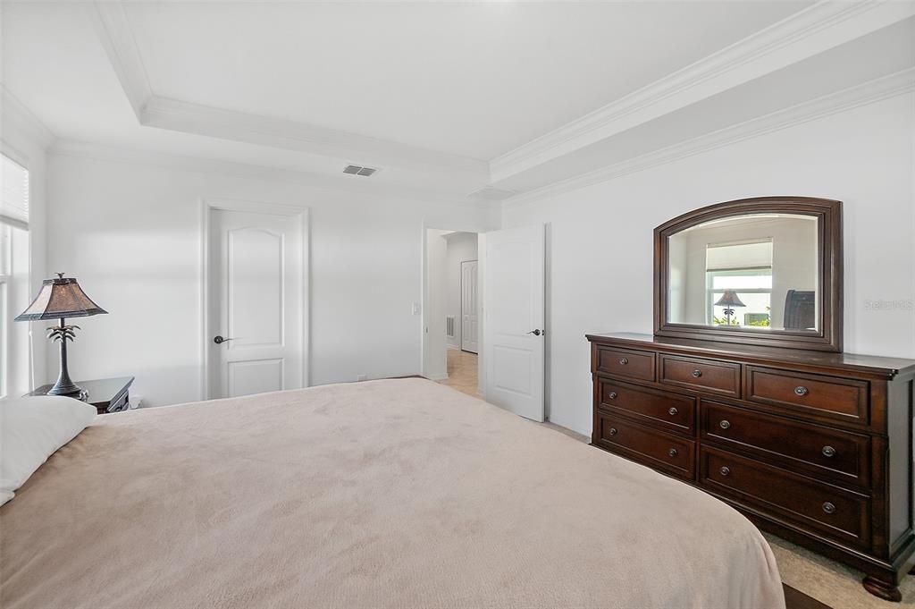 For Sale: $409,900 (4 beds, 3 baths, 2307 Square Feet)