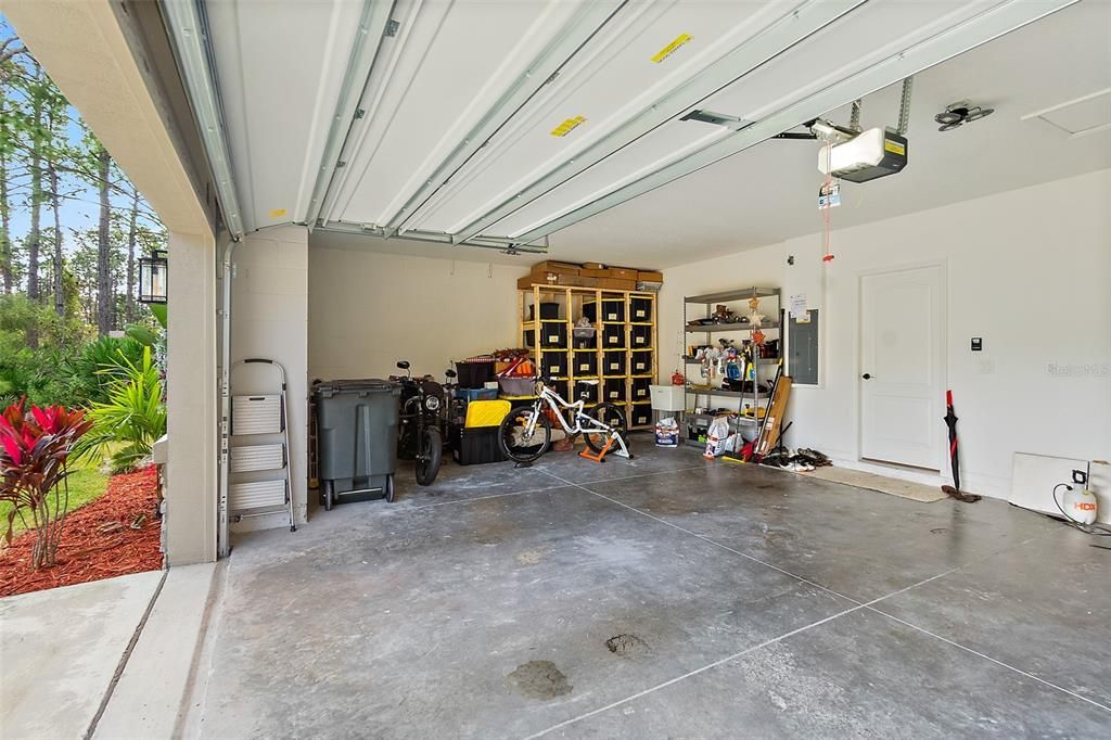 For Sale: $409,900 (4 beds, 3 baths, 2307 Square Feet)