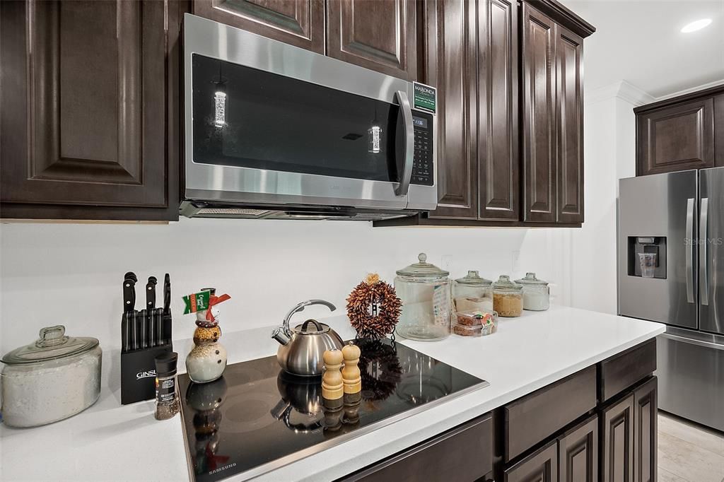 For Sale: $409,900 (4 beds, 3 baths, 2307 Square Feet)