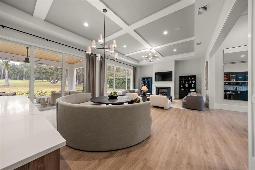 En Venta: $2,749,400 (3 camas, 2 baños, 3393 Pies cuadrados)