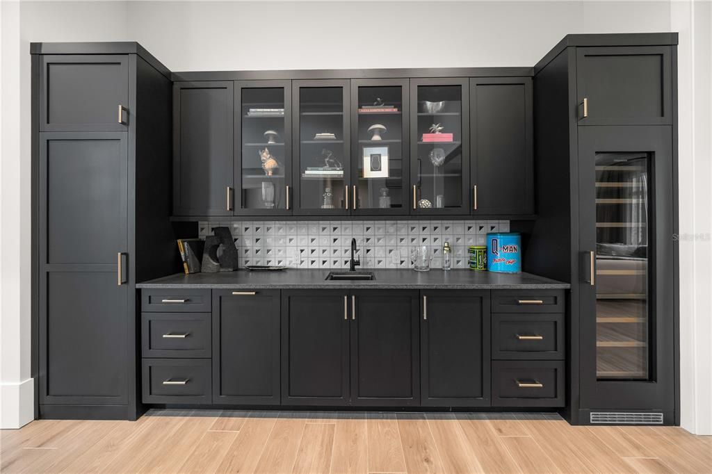 En Venta: $2,749,400 (3 camas, 2 baños, 3393 Pies cuadrados)