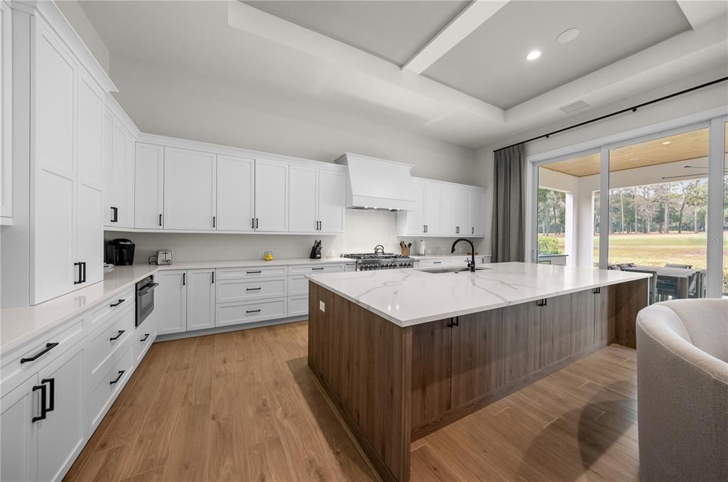 En Venta: $2,749,400 (3 camas, 2 baños, 3393 Pies cuadrados)