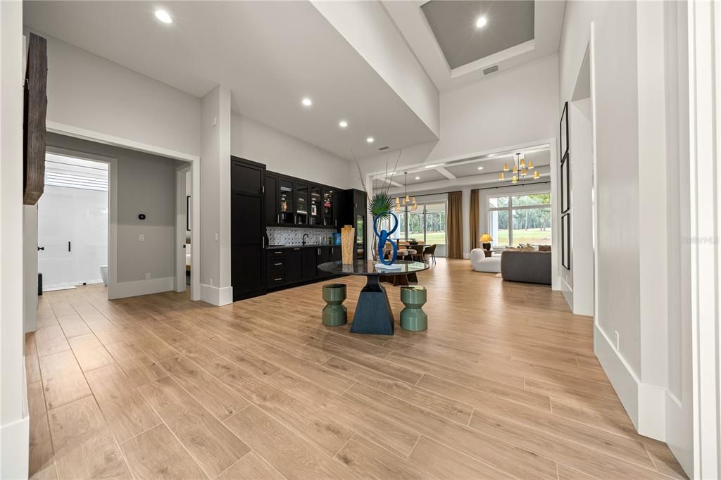 En Venta: $2,749,400 (3 camas, 2 baños, 3393 Pies cuadrados)