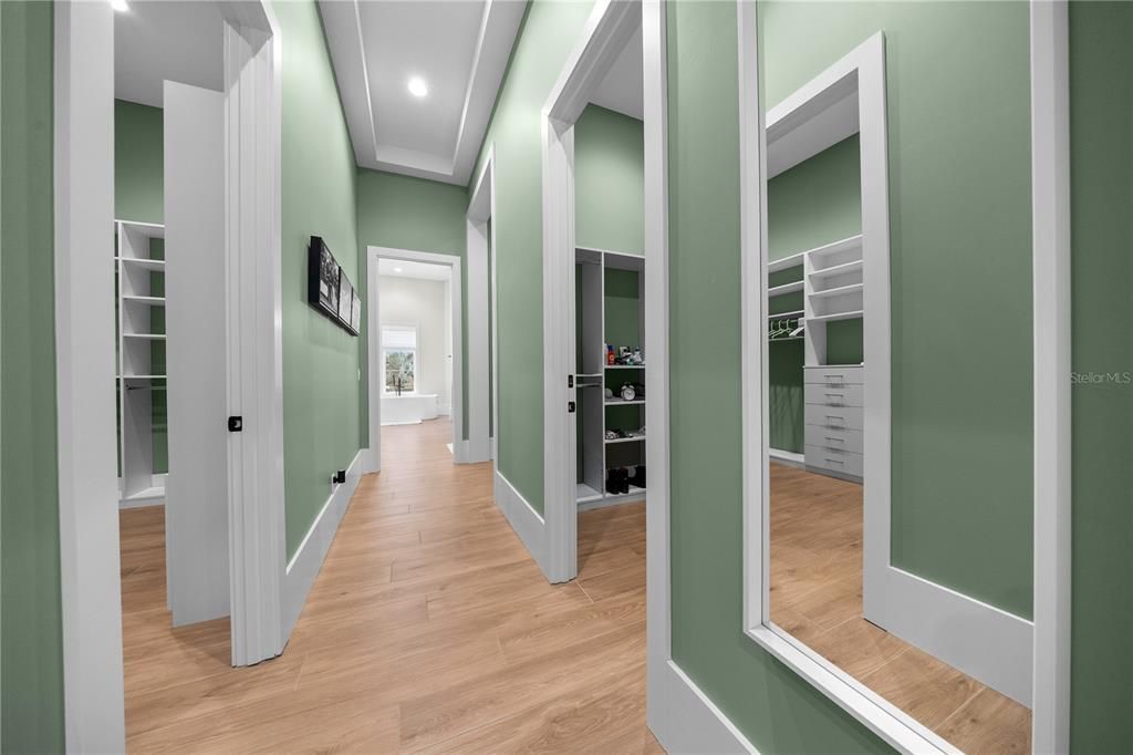 En Venta: $2,749,400 (3 camas, 2 baños, 3393 Pies cuadrados)