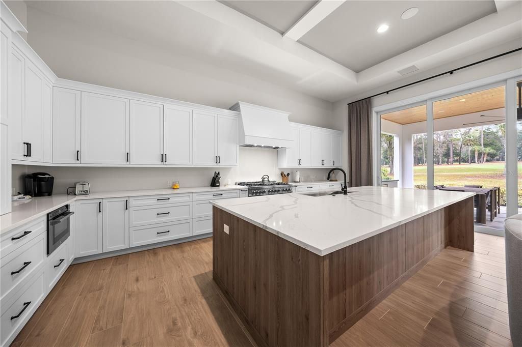 En Venta: $2,749,400 (3 camas, 2 baños, 3393 Pies cuadrados)