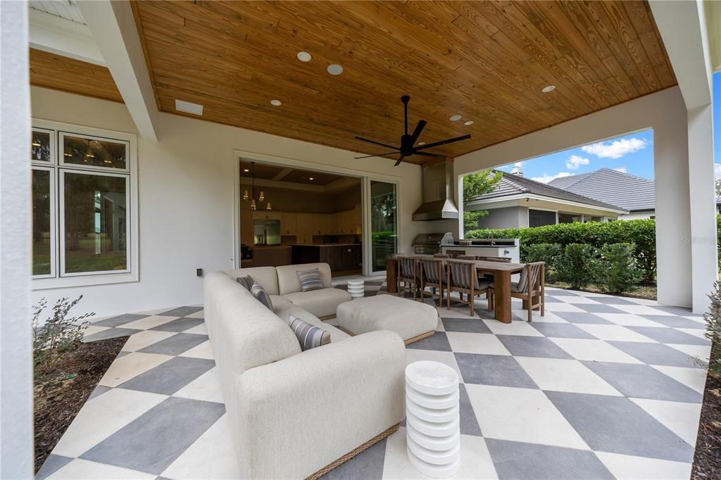 En Venta: $2,749,400 (3 camas, 2 baños, 3393 Pies cuadrados)