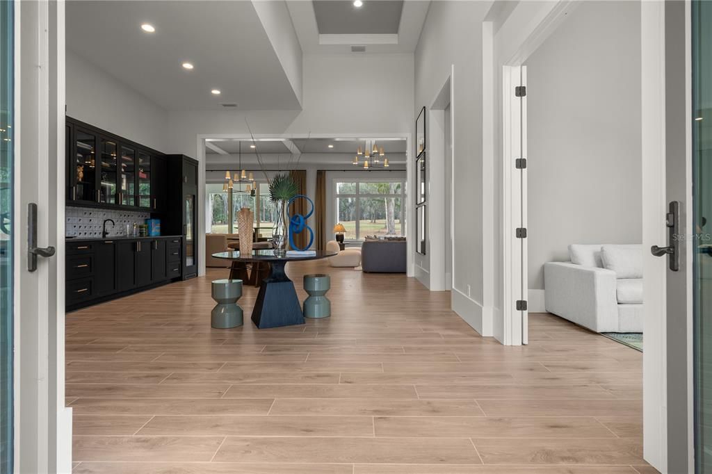 En Venta: $2,749,400 (3 camas, 2 baños, 3393 Pies cuadrados)