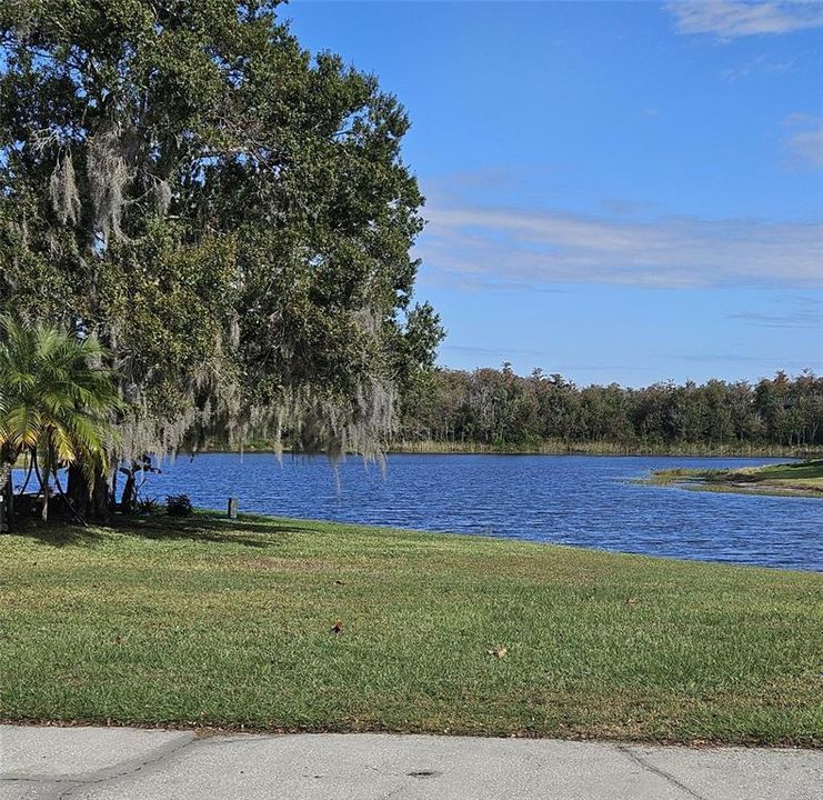 For Rent: $2,095 (3 beds, 2 baths, 1399 Square Feet)