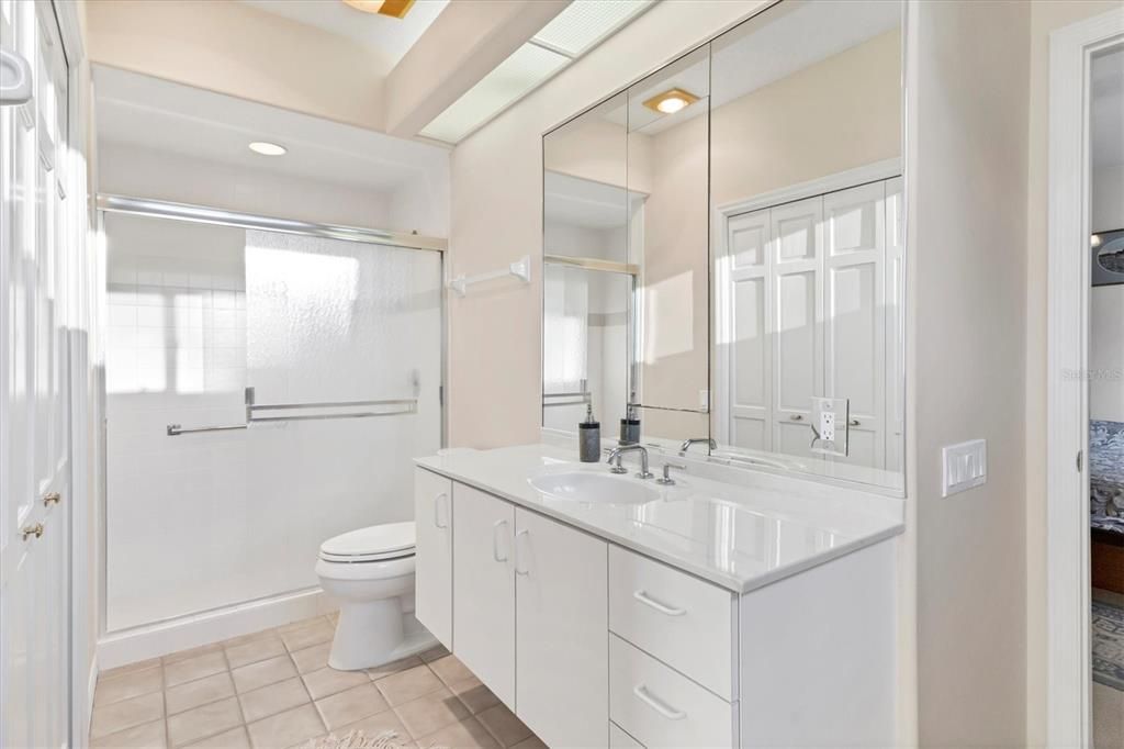 For Sale: $895,000 (4 beds, 3 baths, 3221 Square Feet)