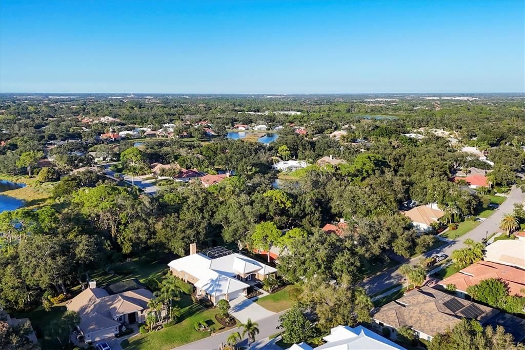 For Sale: $895,000 (4 beds, 3 baths, 3221 Square Feet)