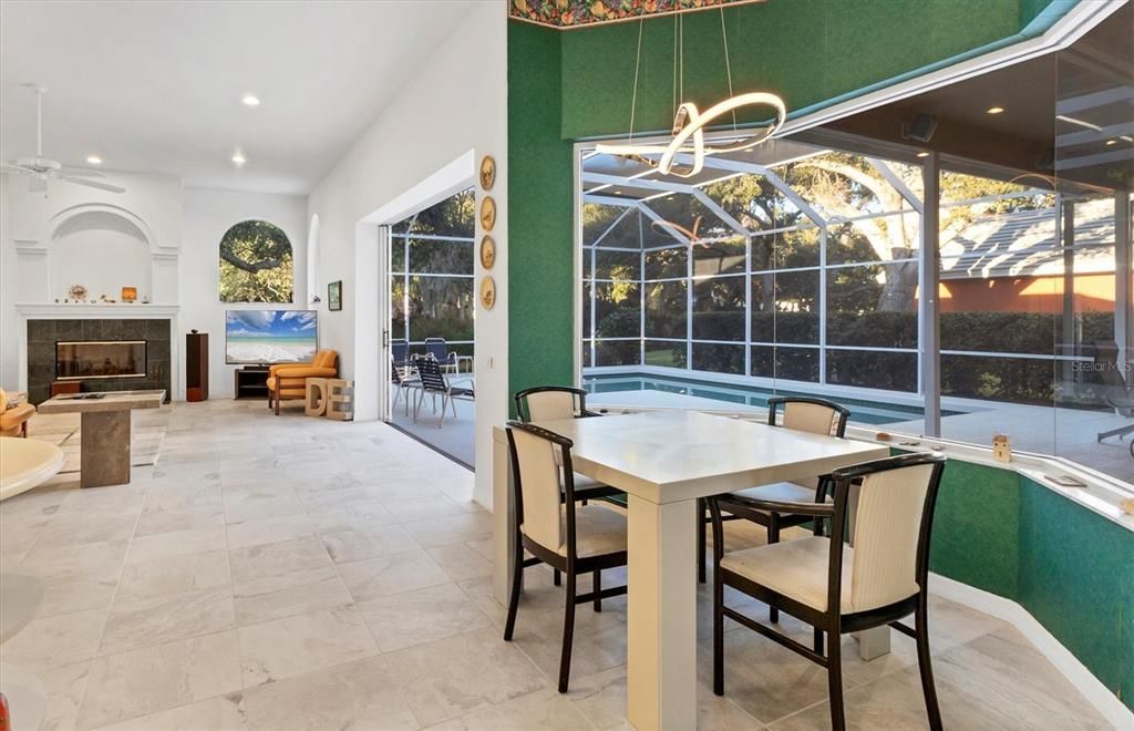 For Sale: $895,000 (4 beds, 3 baths, 3221 Square Feet)