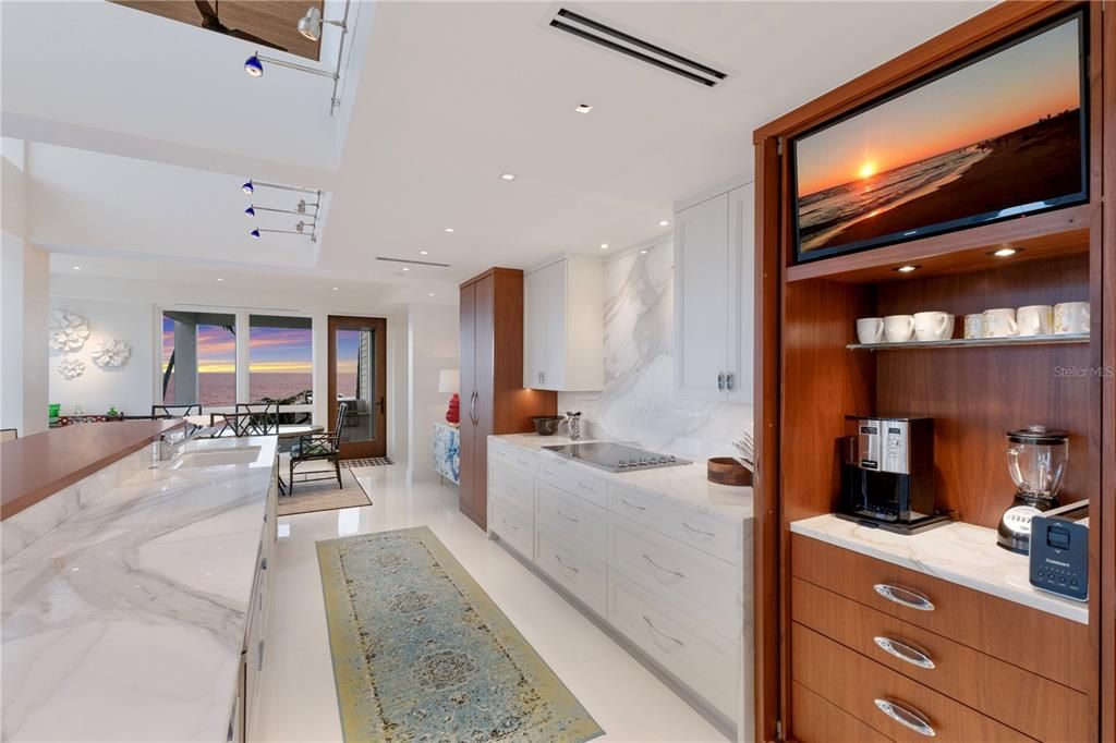 En Venta: $12,830,000 (4 camas, 3 baños, 4982 Pies cuadrados)