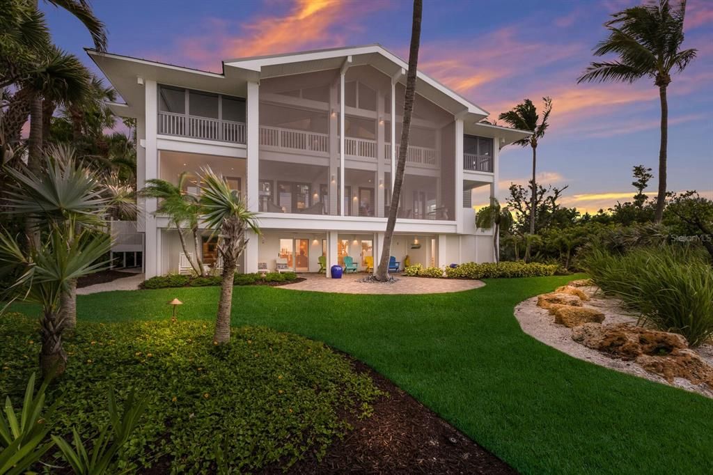 En Venta: $12,830,000 (4 camas, 3 baños, 4982 Pies cuadrados)