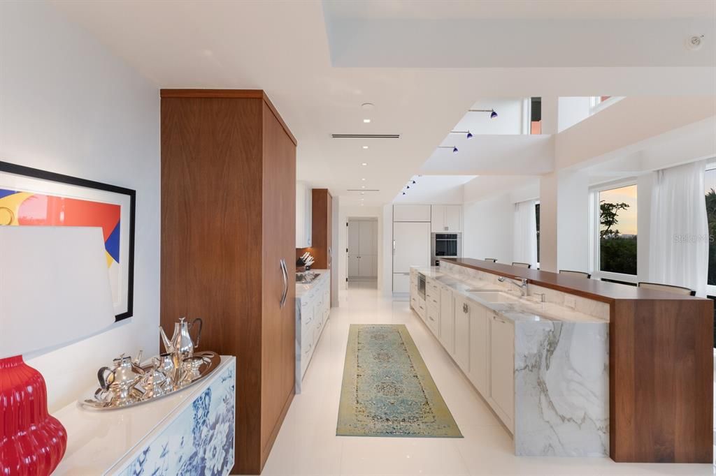 En Venta: $12,830,000 (4 camas, 3 baños, 4982 Pies cuadrados)