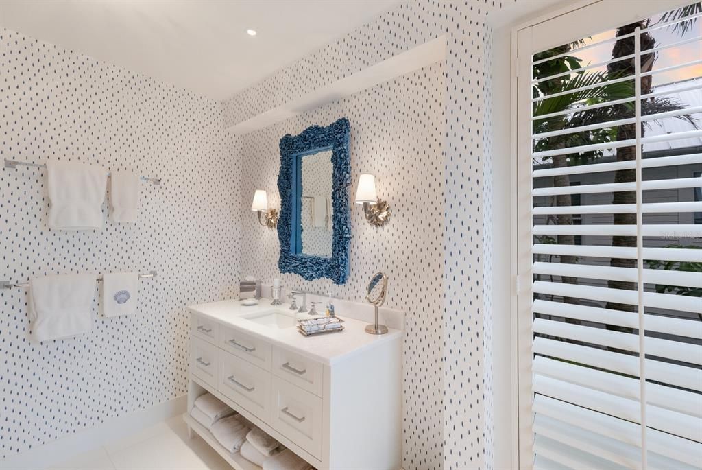 En Venta: $12,830,000 (4 camas, 3 baños, 4982 Pies cuadrados)