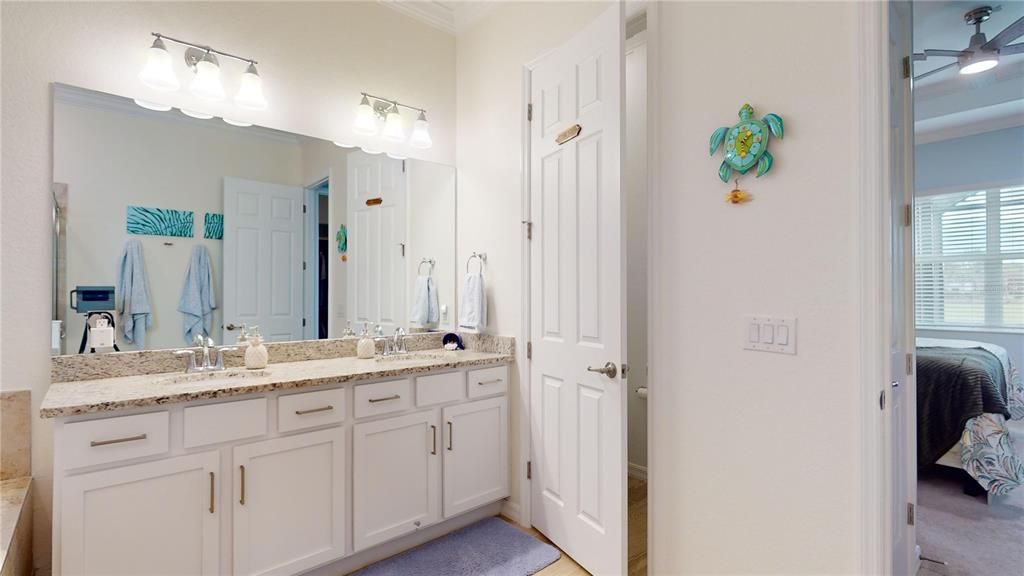 En Venta: $639,999 (4 camas, 3 baños, 2287 Pies cuadrados)