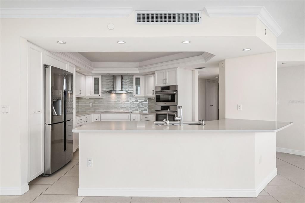 В аренду: $6,500 (2 спален, 2 ванн, 1729 Квадратных фут)