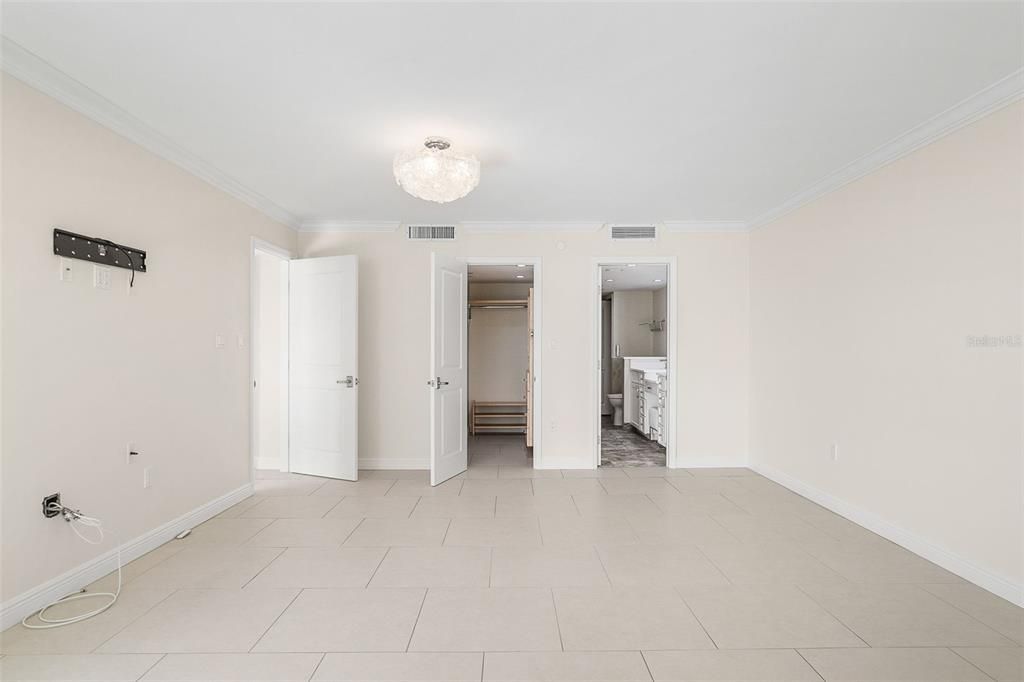 В аренду: $6,500 (2 спален, 2 ванн, 1729 Квадратных фут)