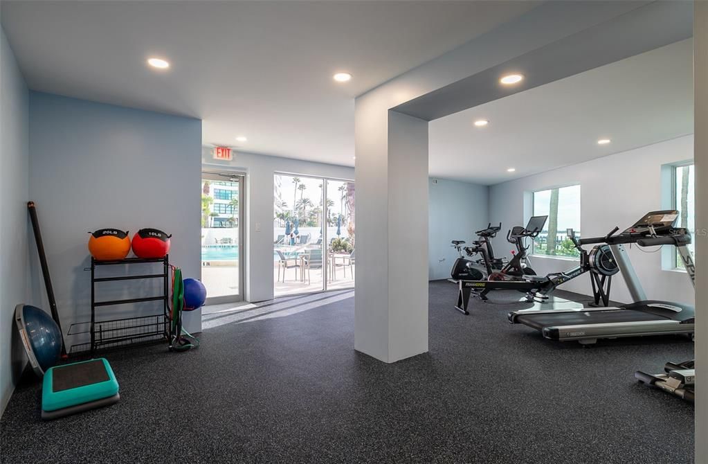 В аренду: $6,500 (2 спален, 2 ванн, 1729 Квадратных фут)