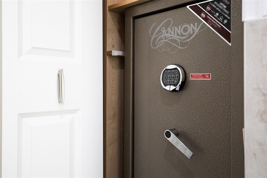 В аренду: $6,500 (2 спален, 2 ванн, 1729 Квадратных фут)