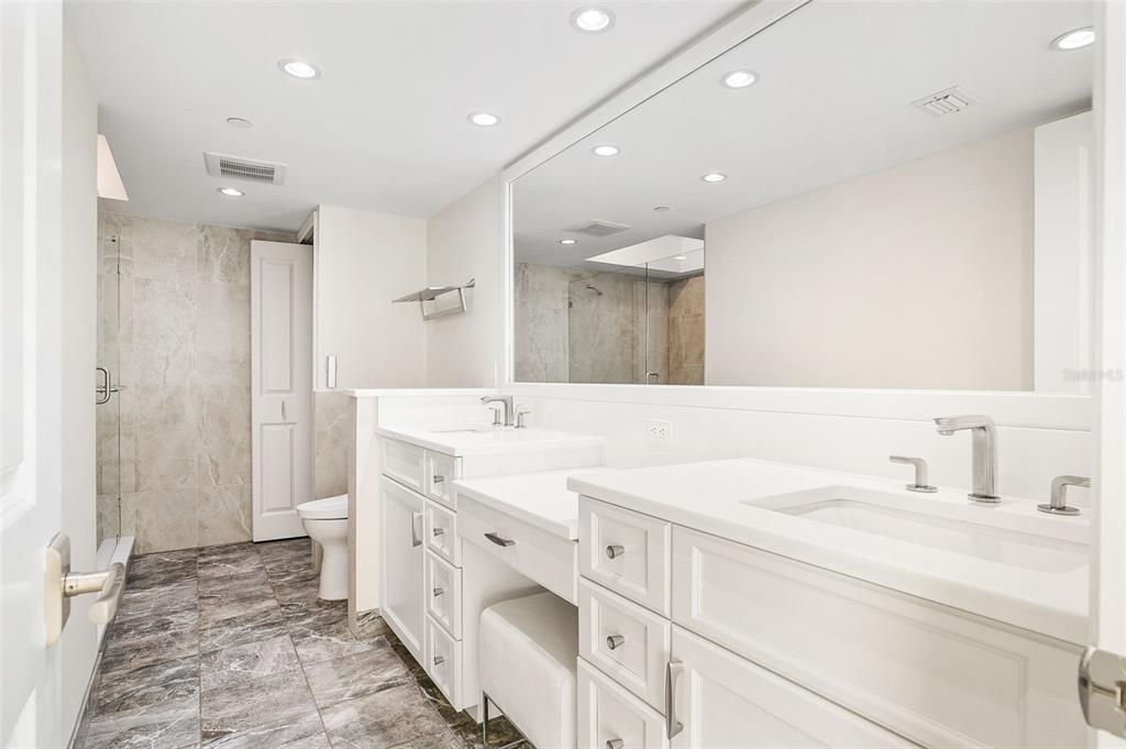 В аренду: $6,500 (2 спален, 2 ванн, 1729 Квадратных фут)