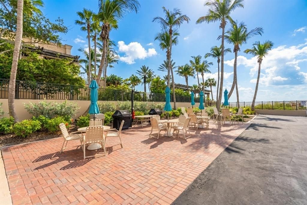 待售: $949,900 (2 贝兹, 2 浴室, 1421 平方英尺)