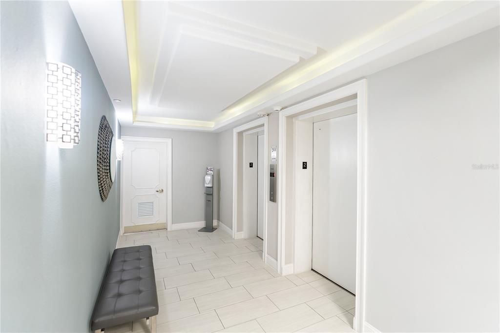 En Venta: $949,900 (2 camas, 2 baños, 1421 Pies cuadrados)