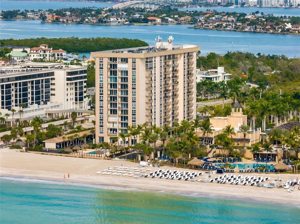 待售: $949,900 (2 贝兹, 2 浴室, 1421 平方英尺)