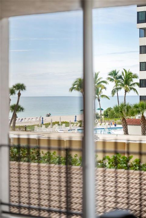 En Venta: $949,900 (2 camas, 2 baños, 1421 Pies cuadrados)