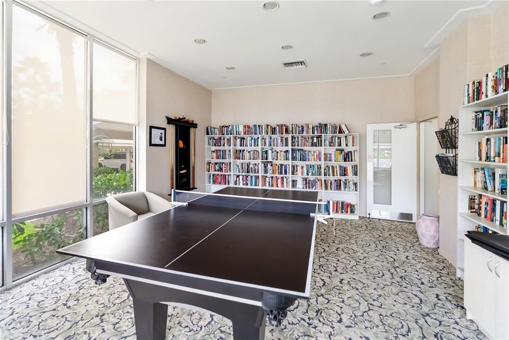 En Venta: $949,900 (2 camas, 2 baños, 1421 Pies cuadrados)