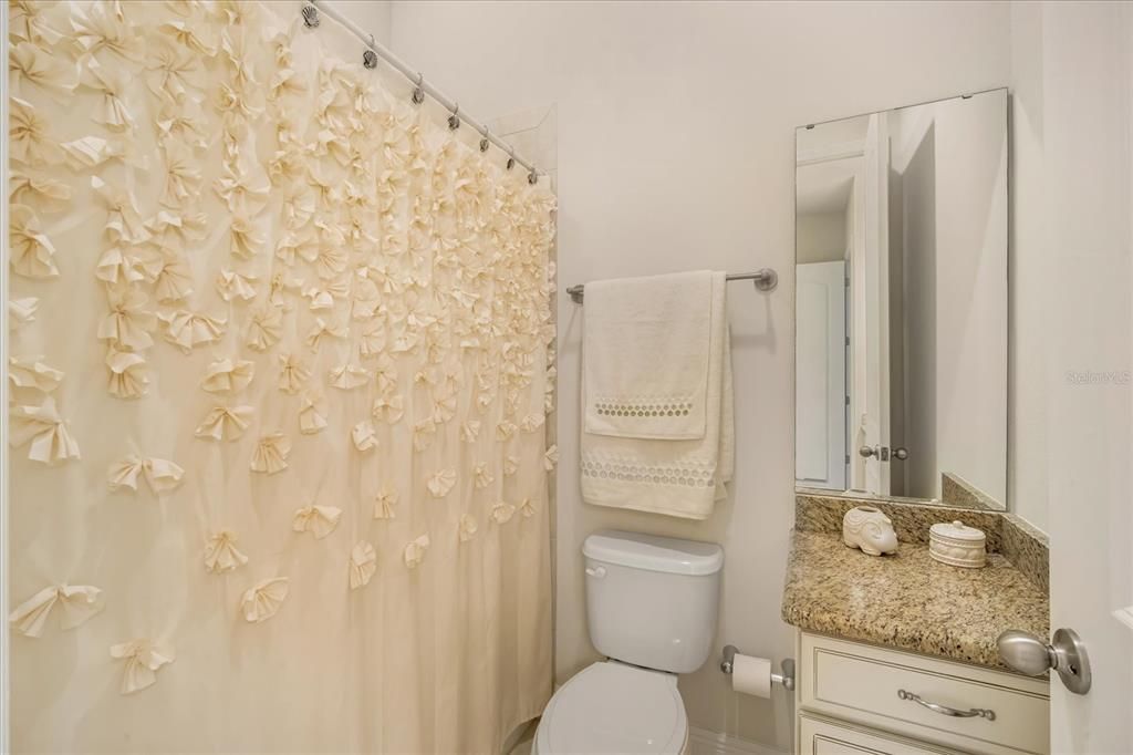 待售: $875,000 (5 贝兹, 4 浴室, 3470 平方英尺)