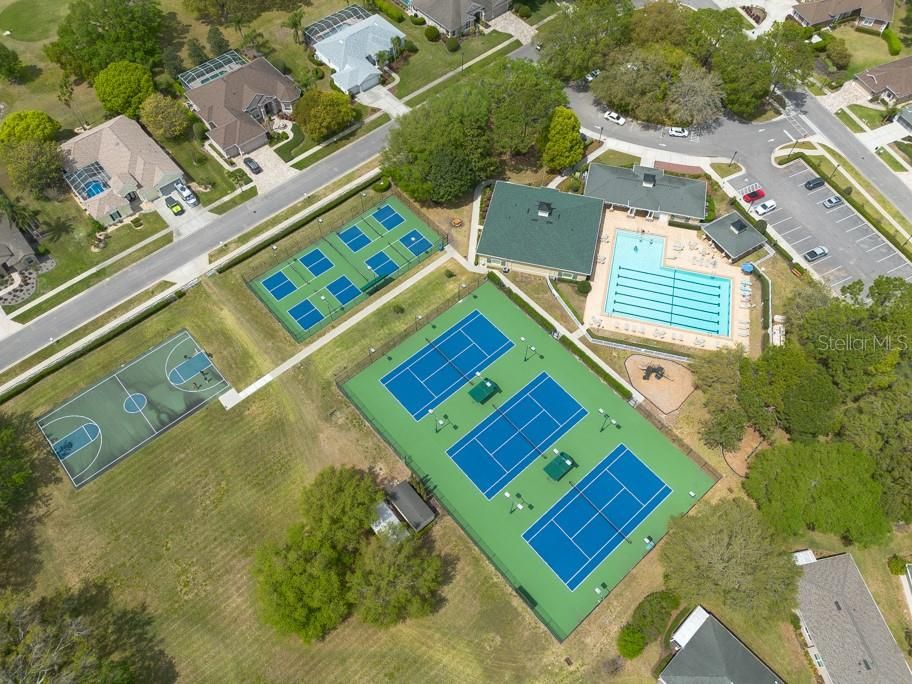 На продажу: $300,000 (3 спален, 2 ванн, 1997 Квадратных фут)