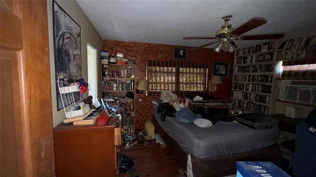 For Sale: $150,000 (3 beds, 2 baths, 1626 Square Feet)