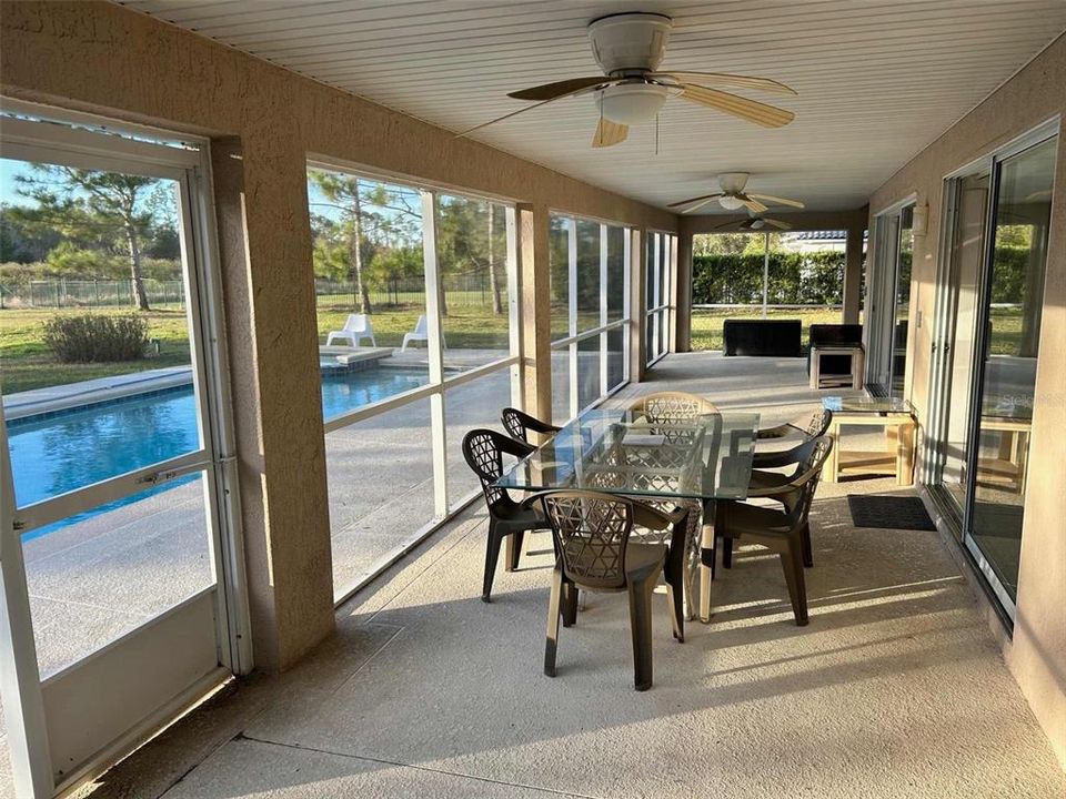 В аренду: $2,500 (3 спален, 2 ванн, 1656 Квадратных фут)