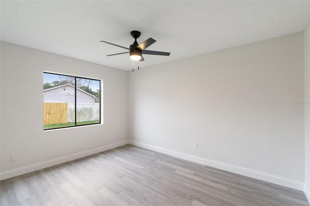 На продажу: $360,000 (3 спален, 2 ванн, 1455 Квадратных фут)