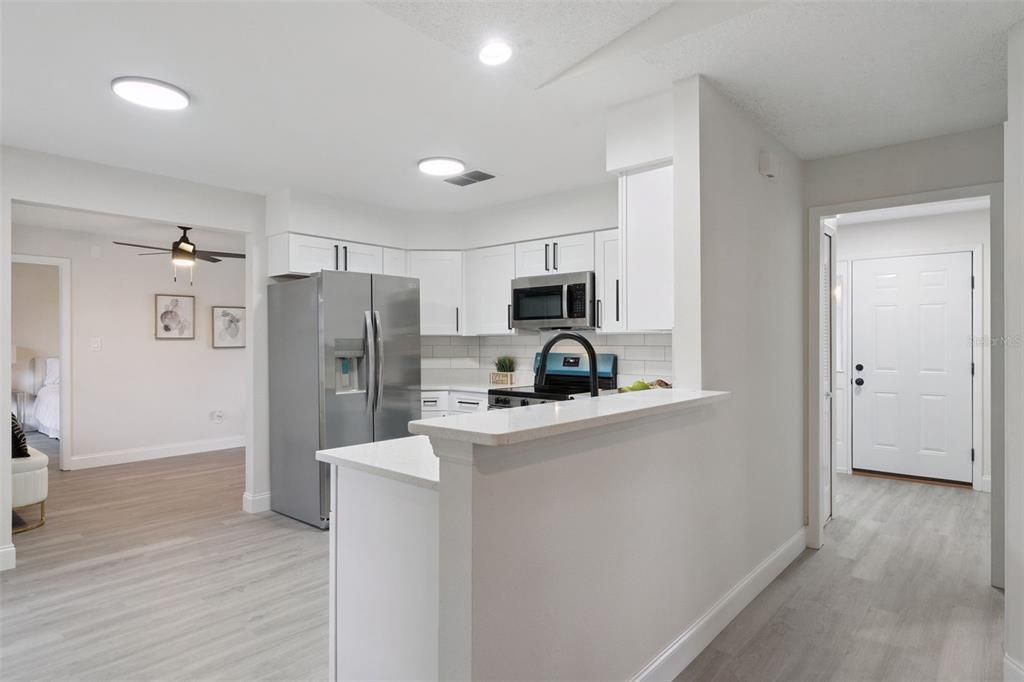 На продажу: $360,000 (3 спален, 2 ванн, 1455 Квадратных фут)