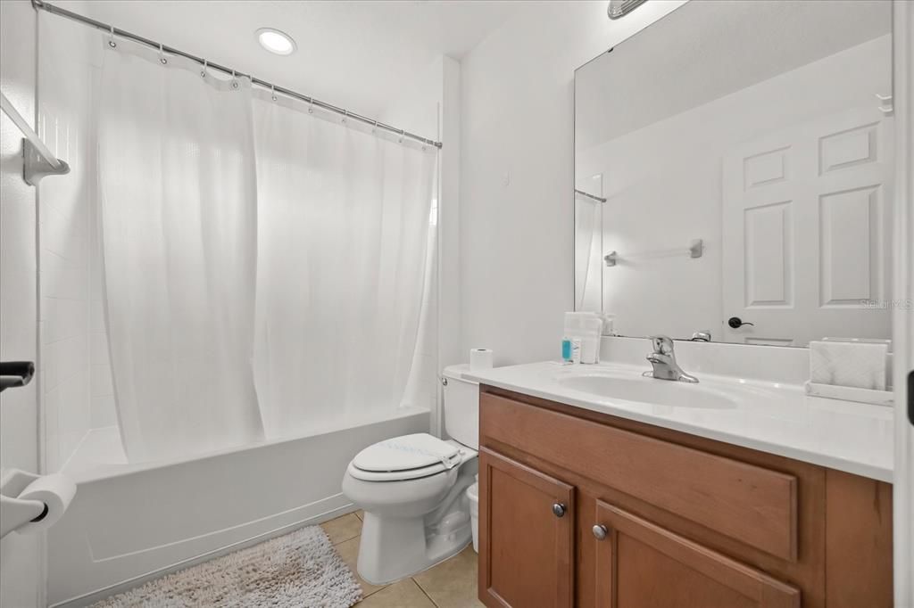 For Sale: $429,000 (4 beds, 3 baths, 2554 Square Feet)