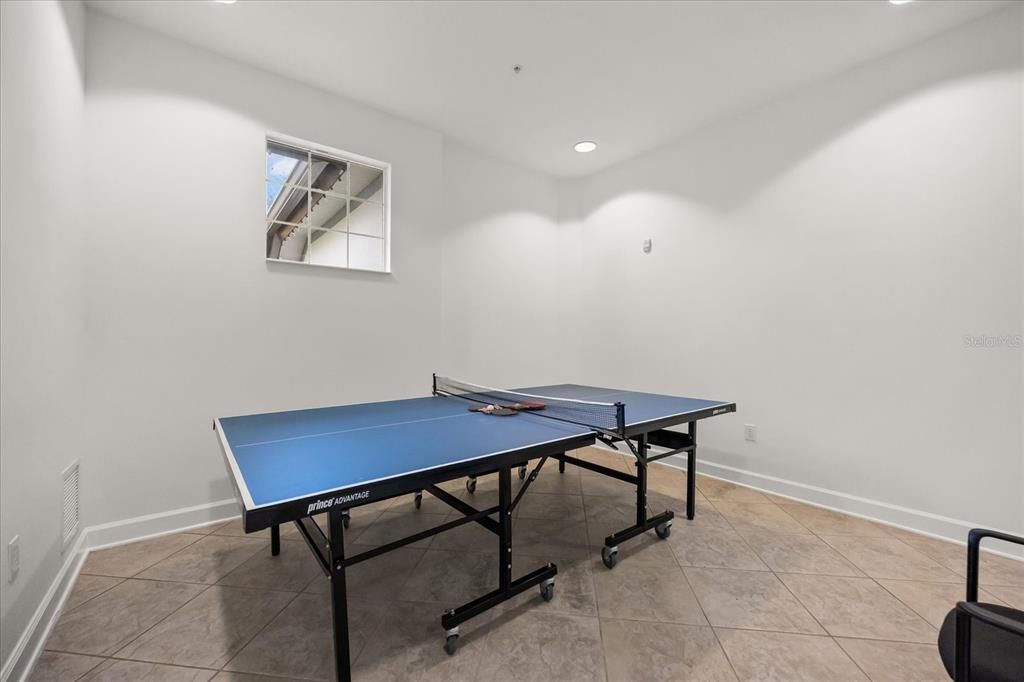 For Sale: $429,000 (4 beds, 3 baths, 2554 Square Feet)